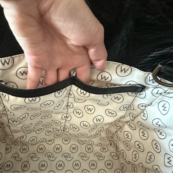 Wanderers Travel Co Gemma Large Tote Handbag Black Cow Leather Magnet Closure - Picture 11 of 15